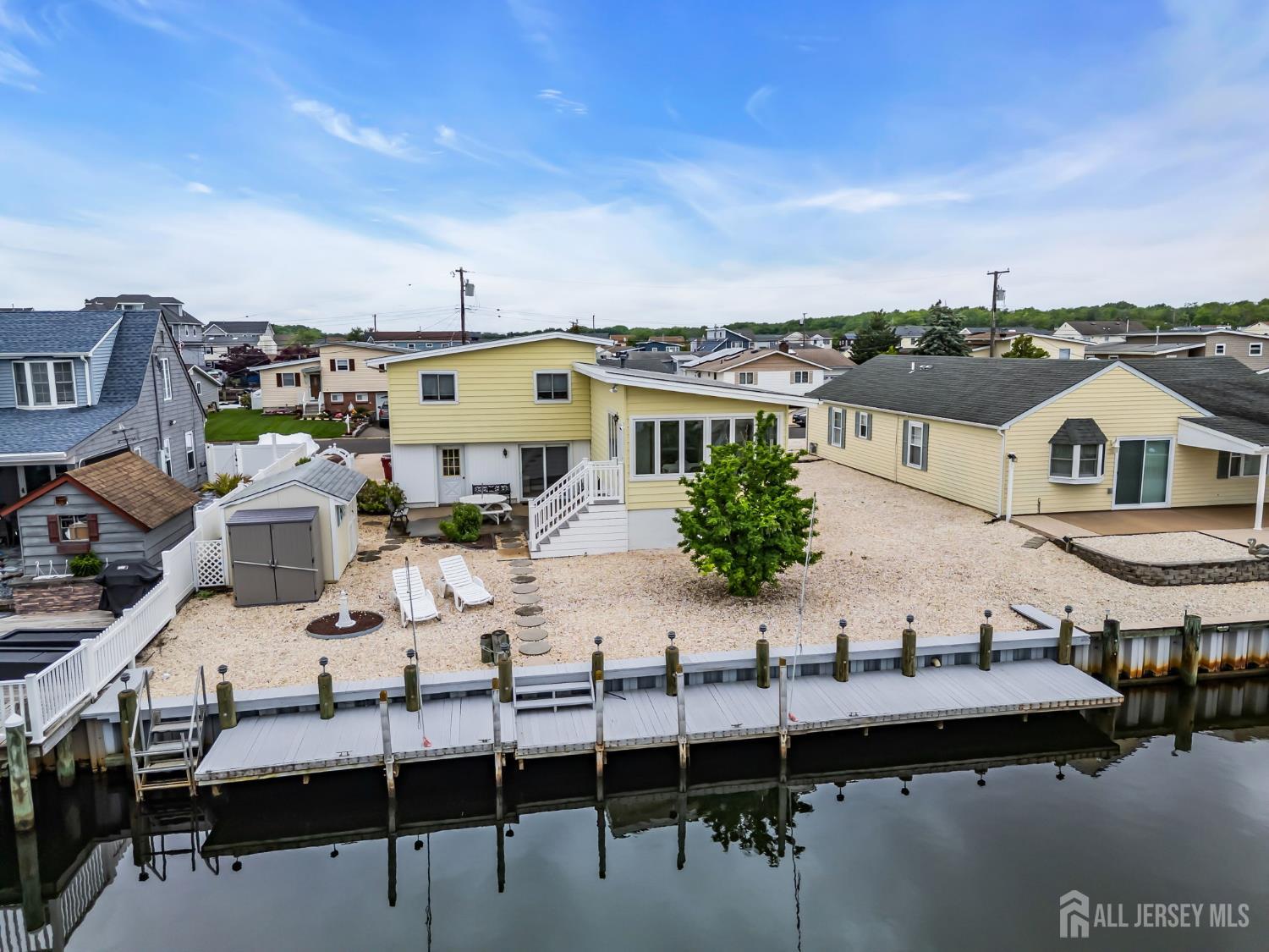 87 Ronald Avenue Image 1