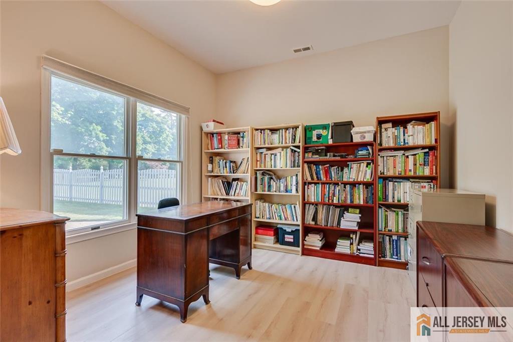 4 Dickinson Road, South Brunswick, NJ, 08824 image 10