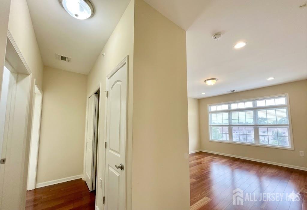 102 E Elizabeth Avenue 412 Image 5