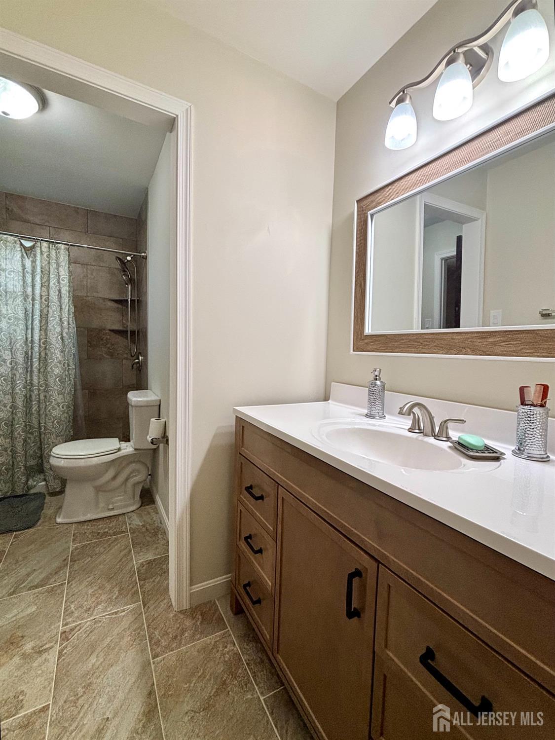 14 Tracey Drive, Milltown, NJ, 08850 image 17