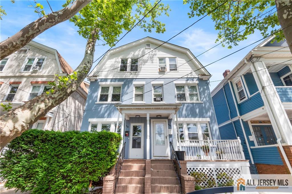 48 Catalpa Avenue Image 2