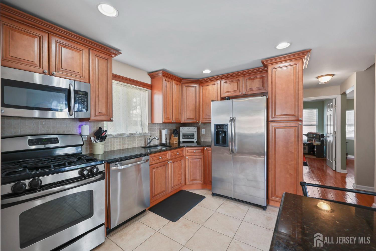 414 fairview Avenue Image 4