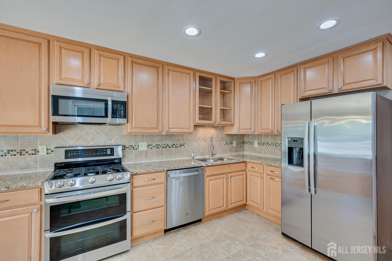 6 Wood Lake Drive, Piscataway, NJ, 08854 image 12