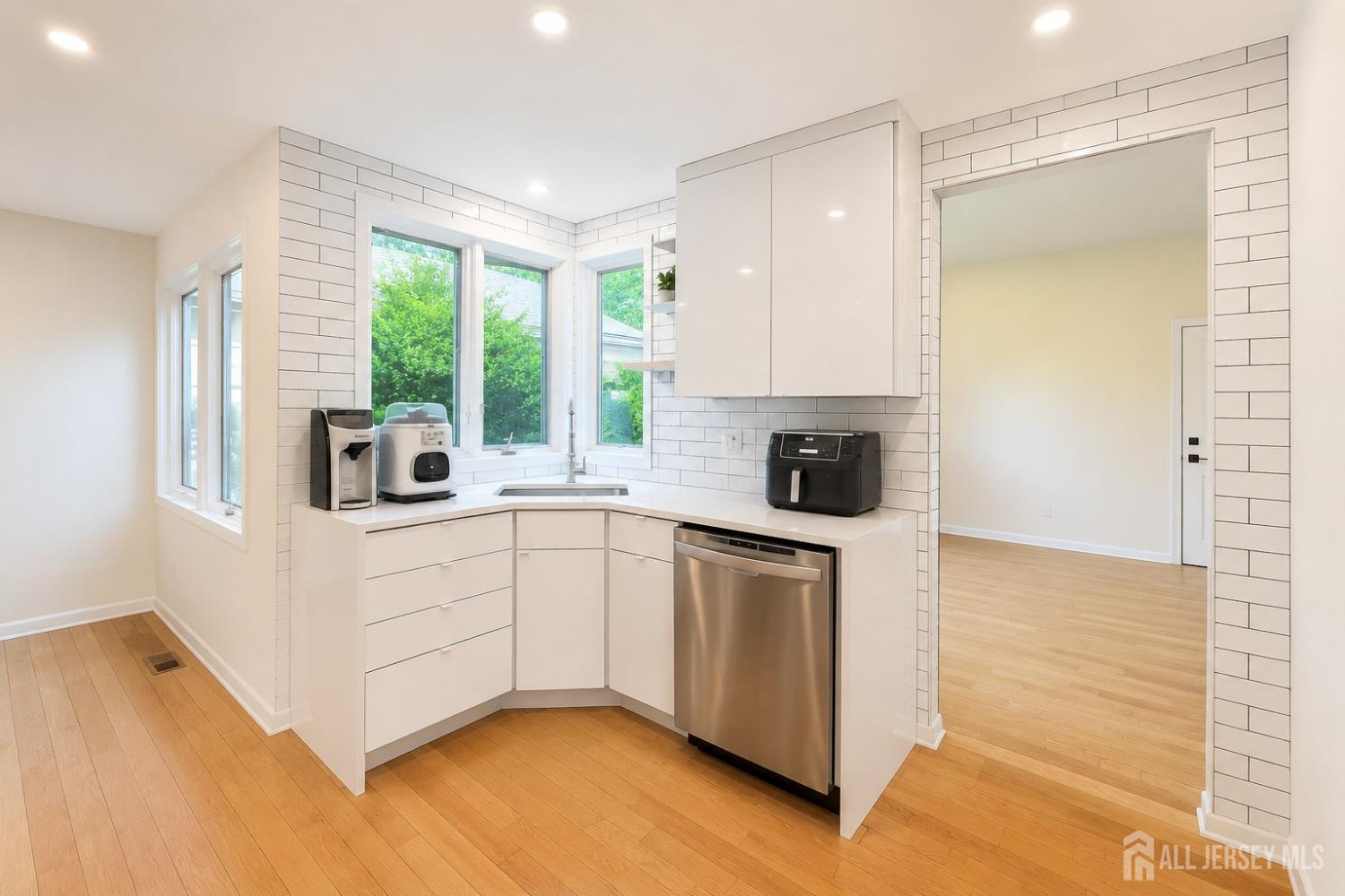 187 Sayre Drive, Plainsboro, NJ, 08540 image 14