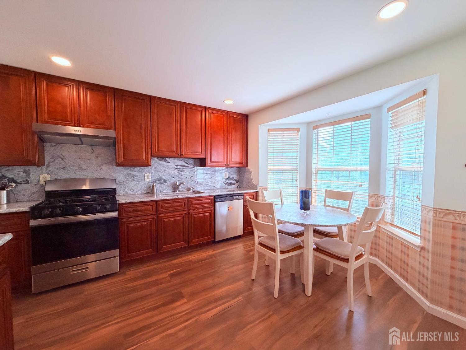 918 Plymouth Road, North Brunswick, NJ, 08902 image 12