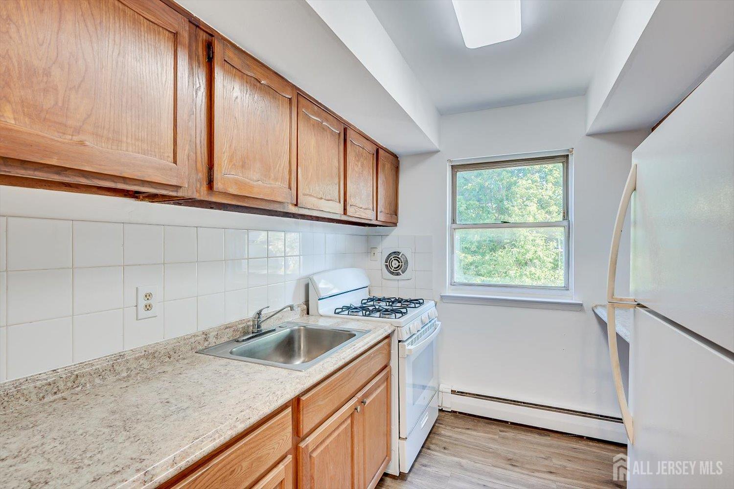 55 Gill Lane 28, Iselin, NJ, 08830 image 13