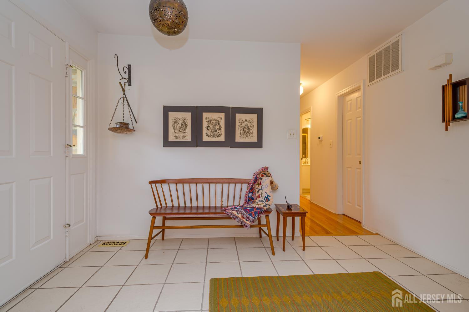 6 Franklin Pierce Drive Image 4