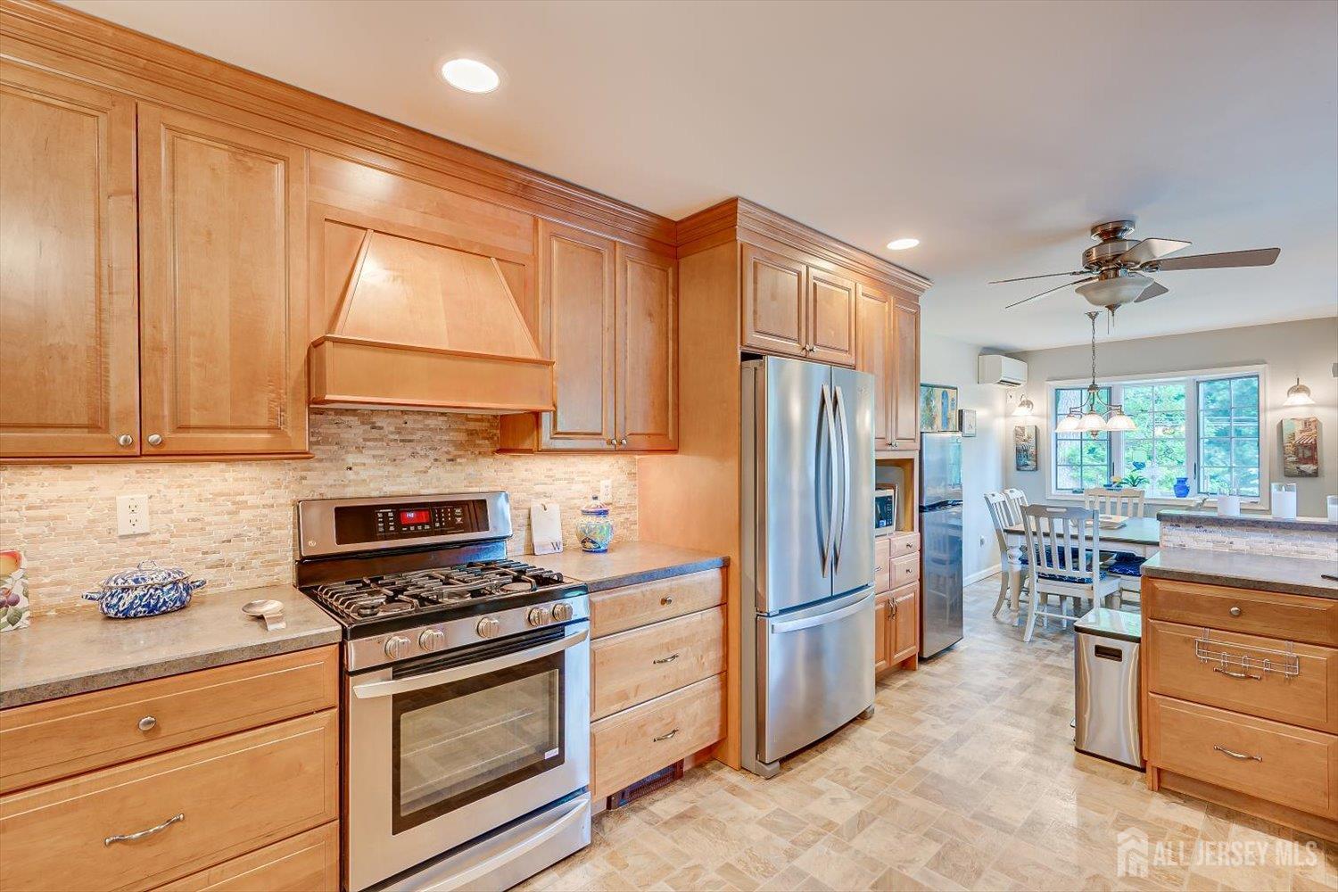 102 Michael Street, Edison, NJ, 08820 image 19