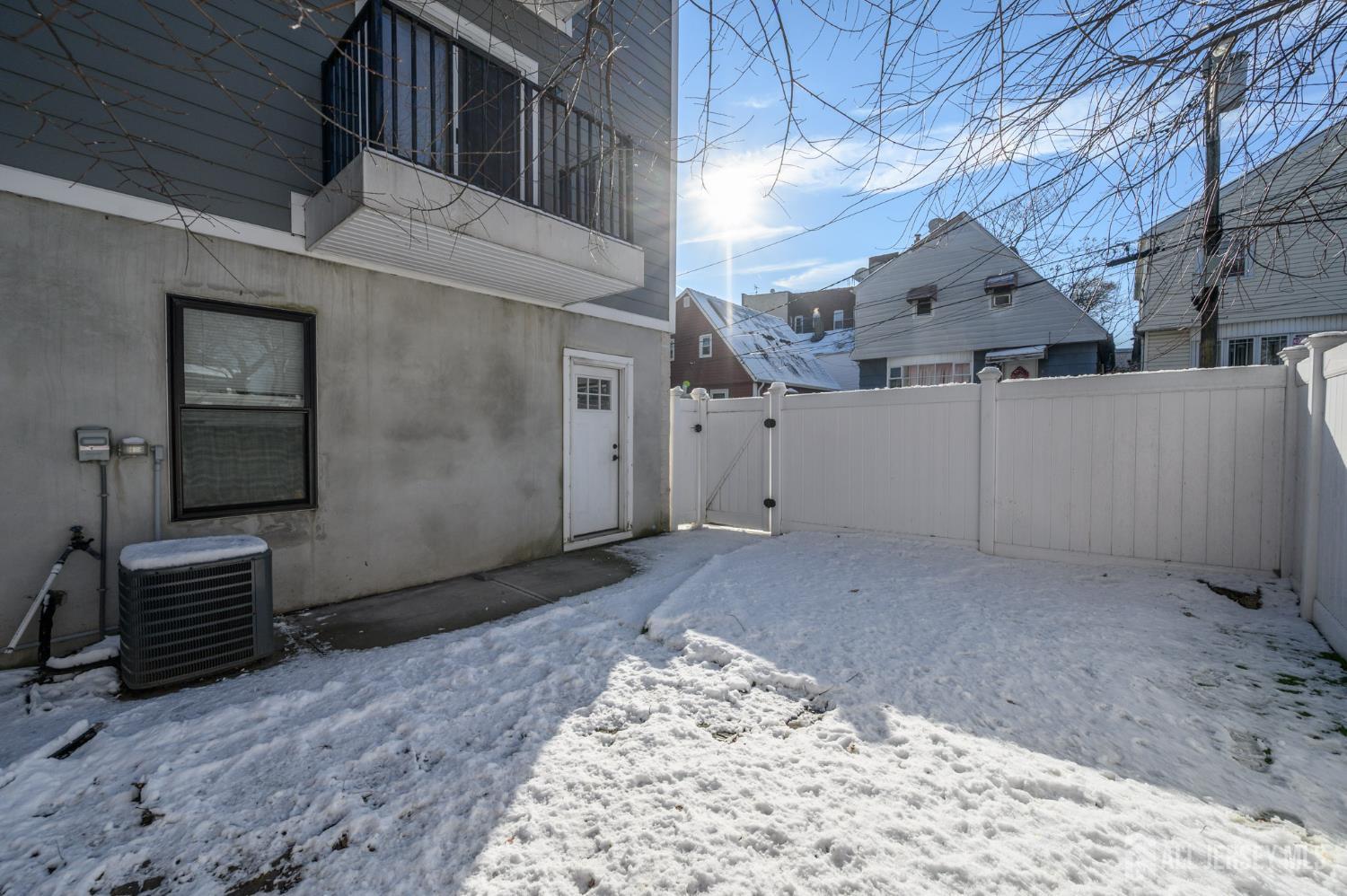 197 Garfield Avenue, Jersey City, NJ, 07305 image 44