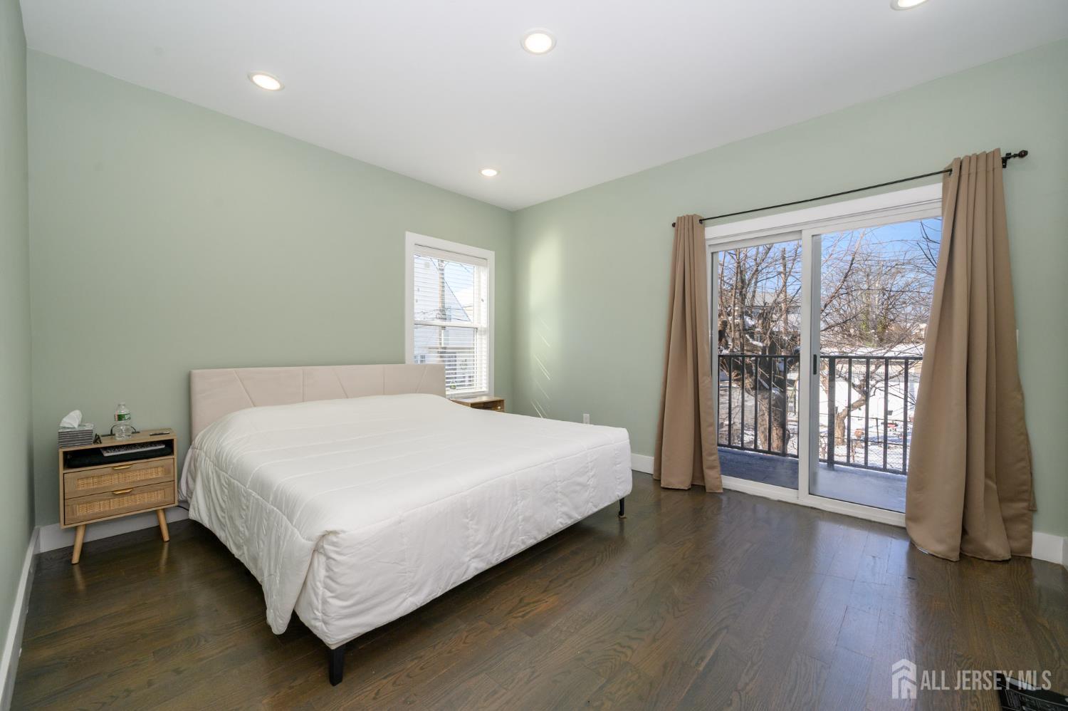 197 Garfield Avenue, Jersey City, NJ, 07305 image 13