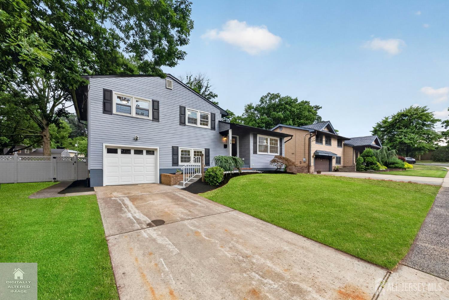 34 Larchmont Road Image 1