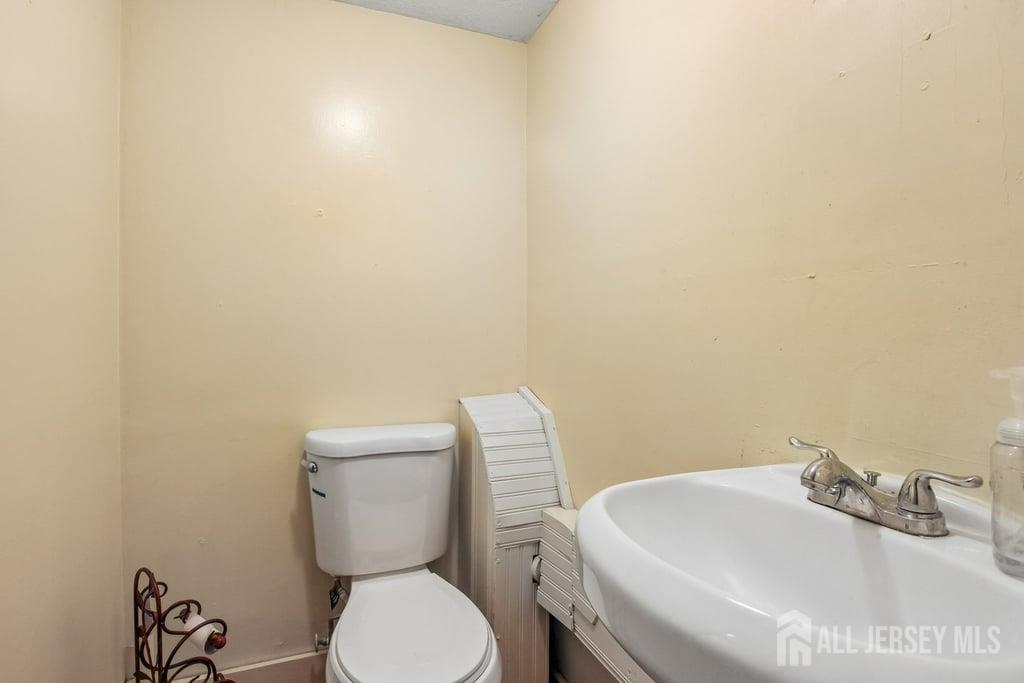 24 Jersey Avenue, Edison, NJ, 08820 image 27