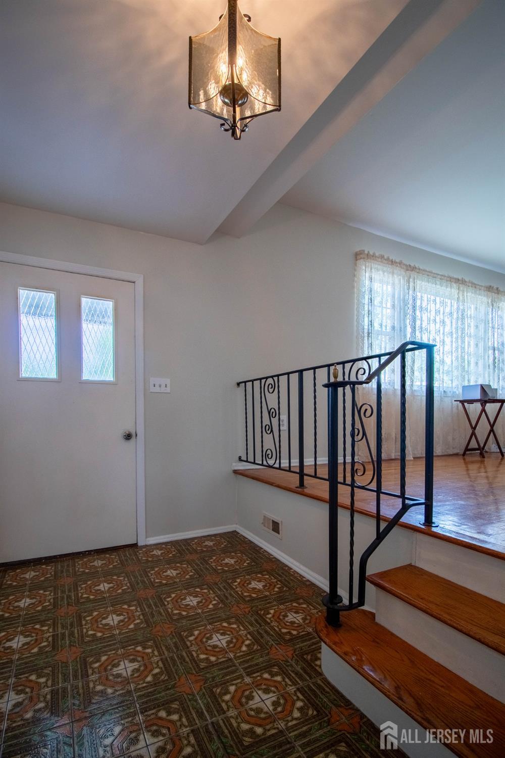 14 Tracey Drive, Milltown, NJ, 08850 image 10