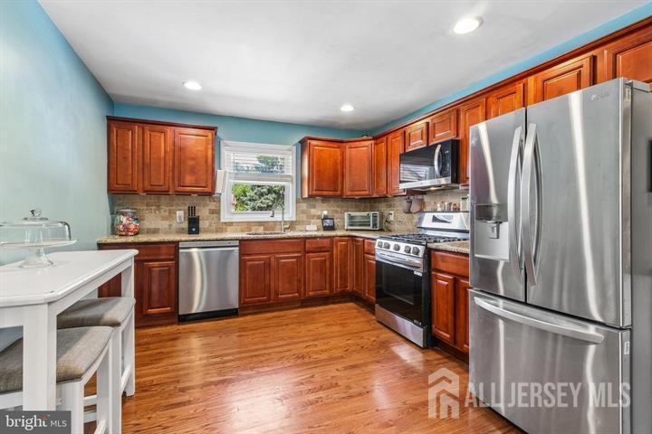 127 Poplar Street Image 4
