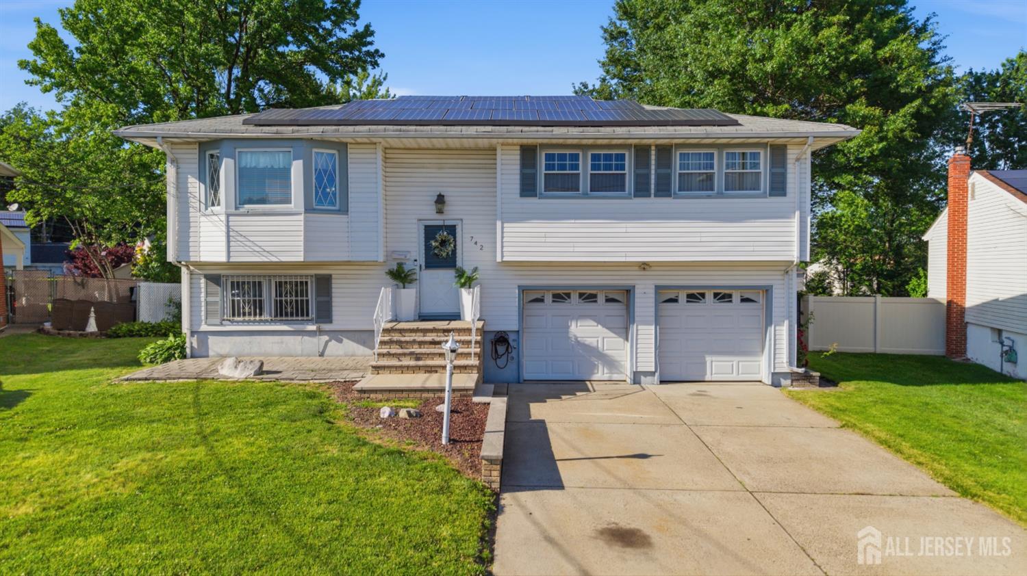 742 Gornik Drive, Perth Amboy, NJ, 08861