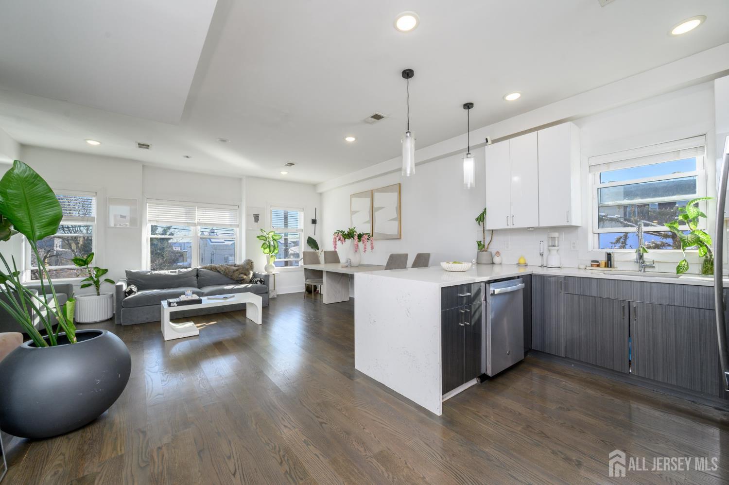 197 Garfield Avenue, Jersey City, NJ, 07305 image 31