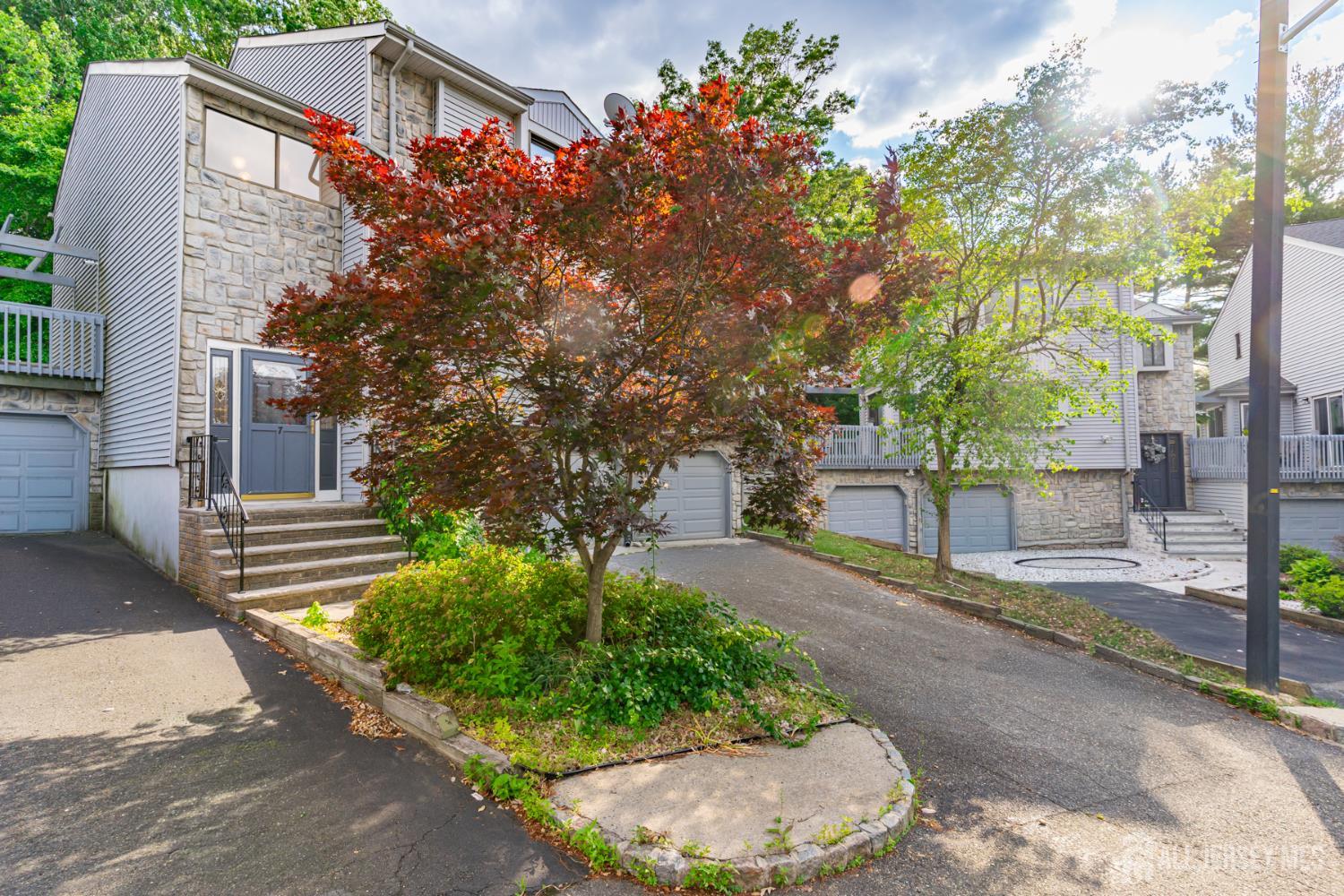 7 Firethorn Court Image 2