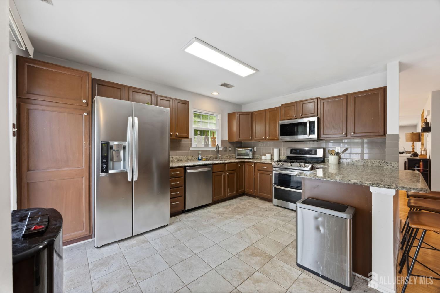 301 Pheasant Run, South Brunswick, NJ, 08852 image 8