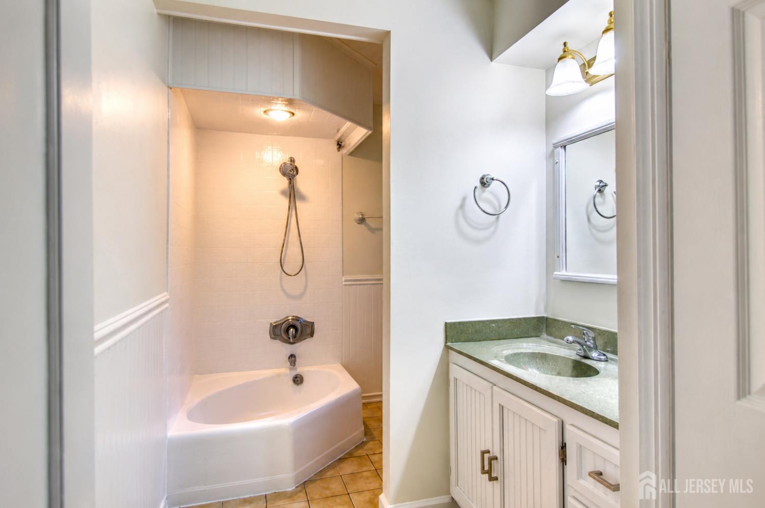 17 Sherman Avenue, East Brunswick, NJ, 08816 image 15