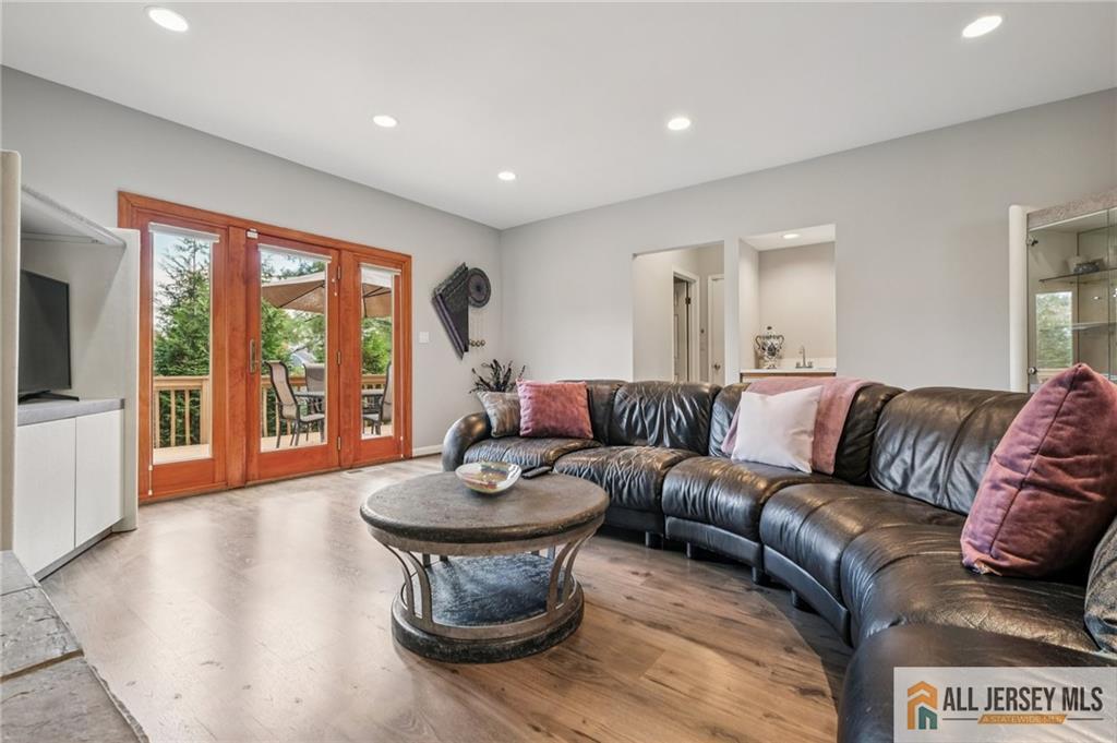 98 King Street, Edison, NJ, 08820 image 18