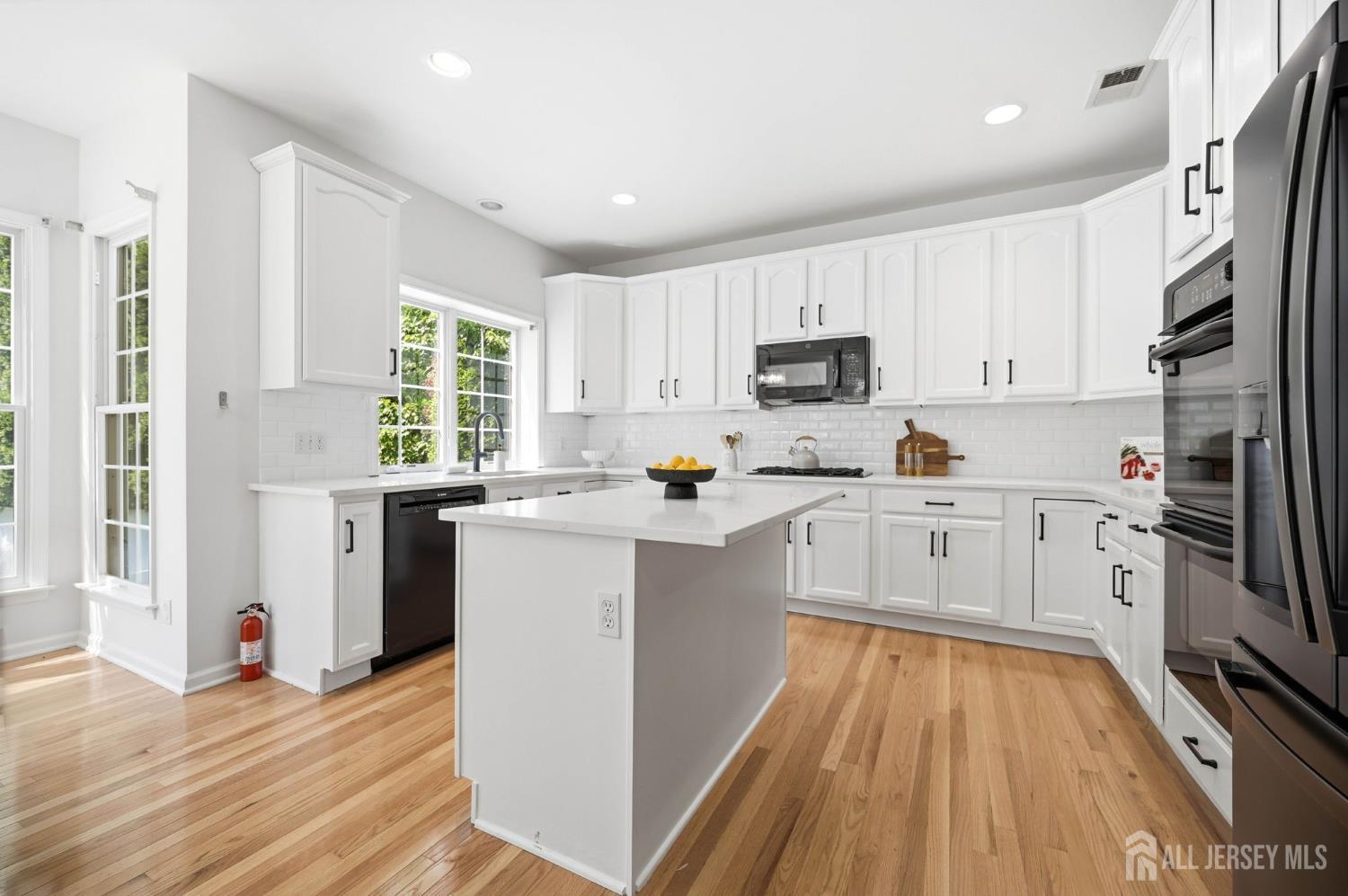 51 Hartlander Street, East Brunswick, NJ, 08816 image 12