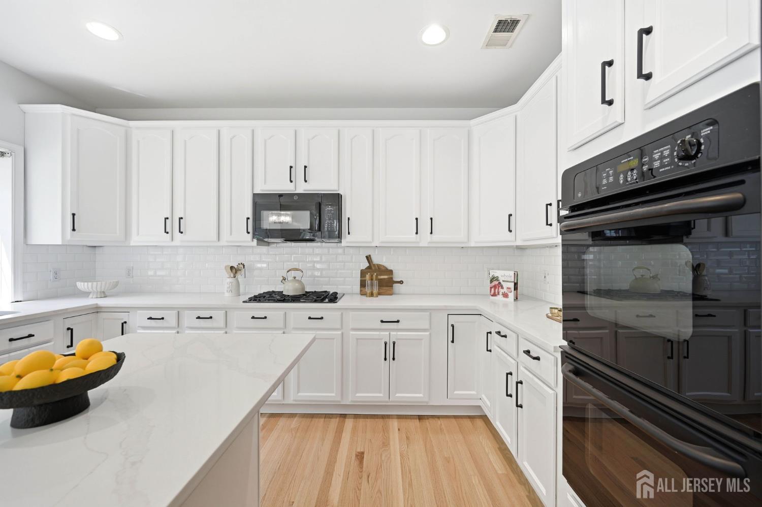 51 Hartlander Street, East Brunswick, NJ, 08816 image 13