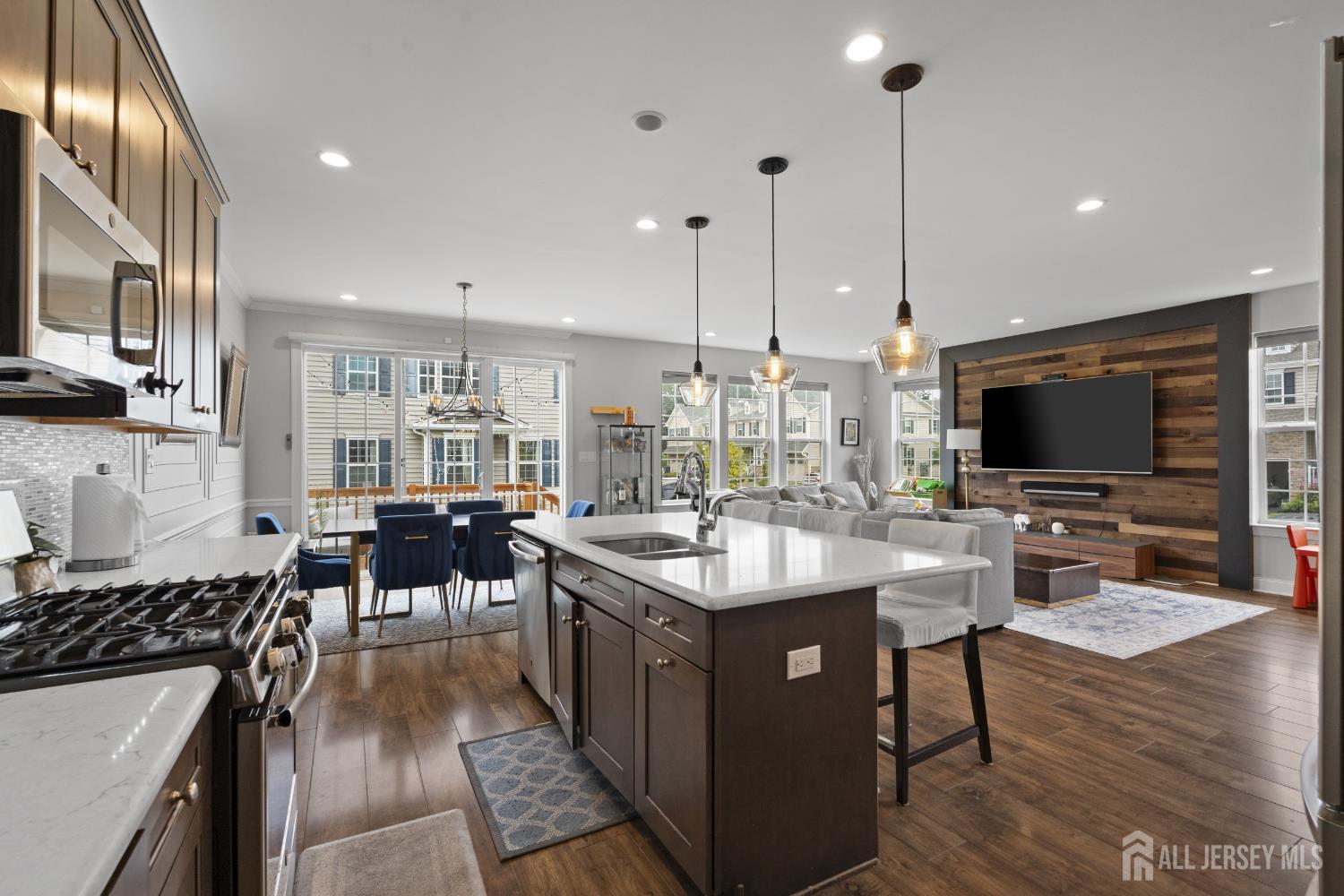 58 Begonia Lane Image 3