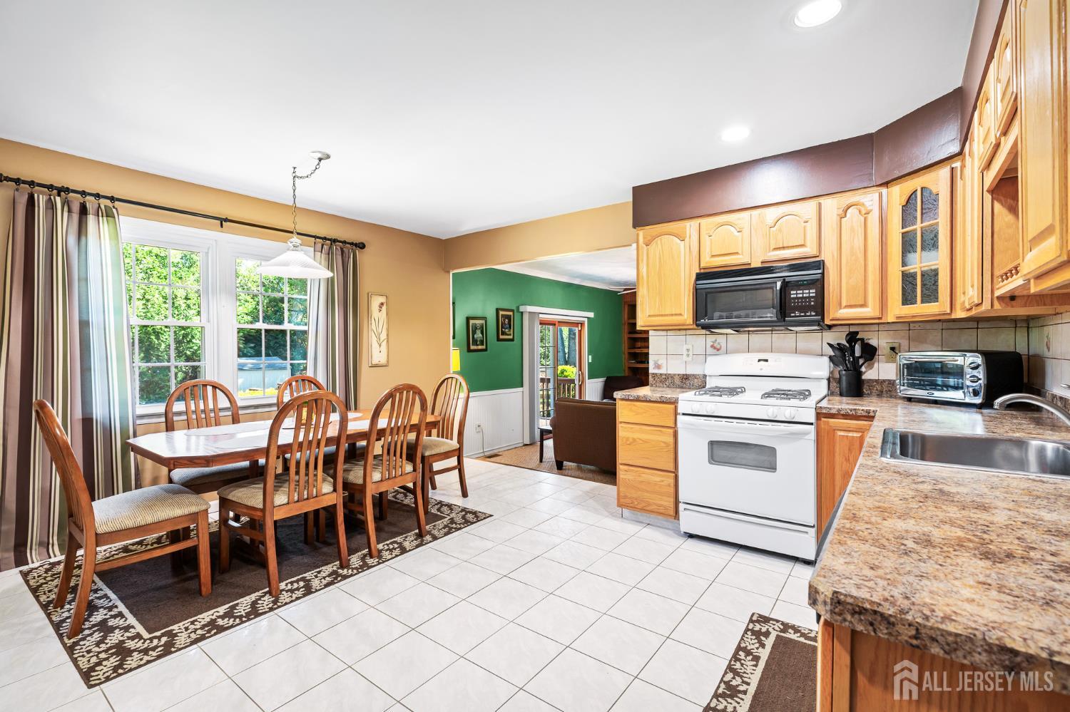 5 Camelot Drive, East Brunswick, NJ, 08816 image 6