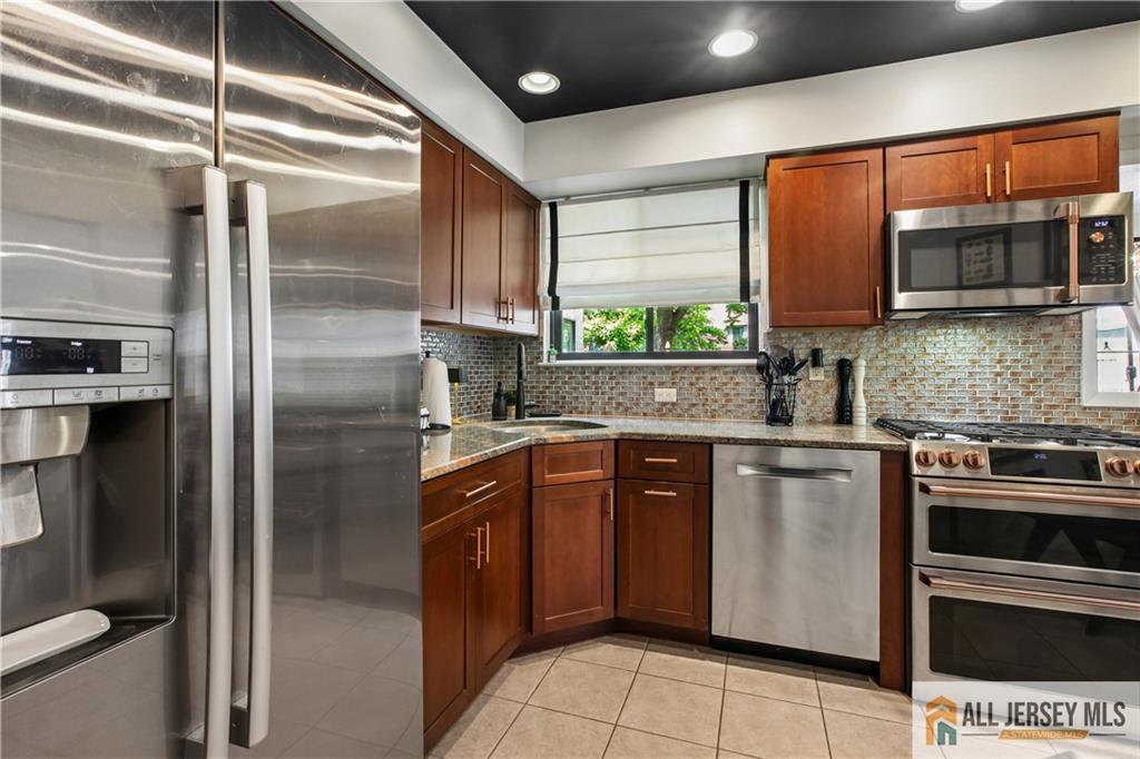 2 Park Gate Drive 1002, Edison, NJ, 08820 image 7