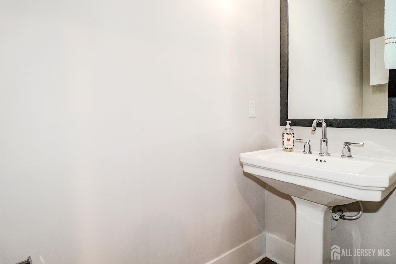 715 Station Road, Dunellen, NJ, 08812 image 10