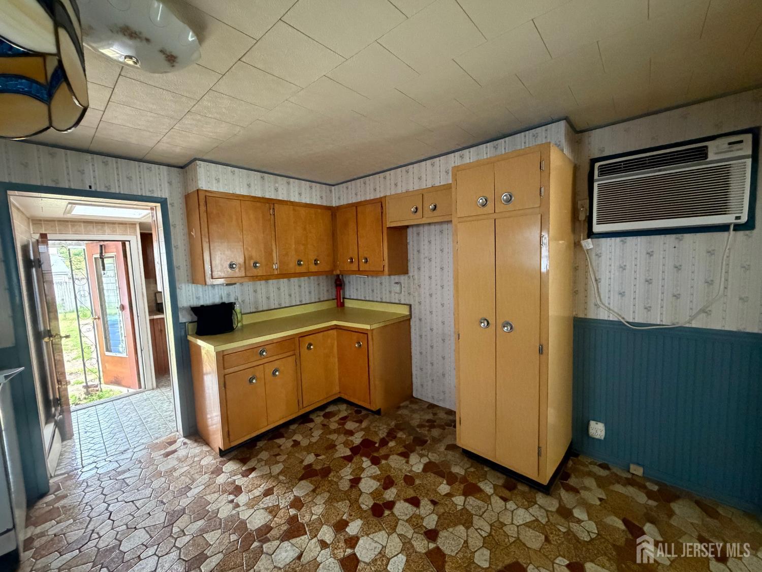 44 John Street, Helmetta, NJ, 08828 image 8