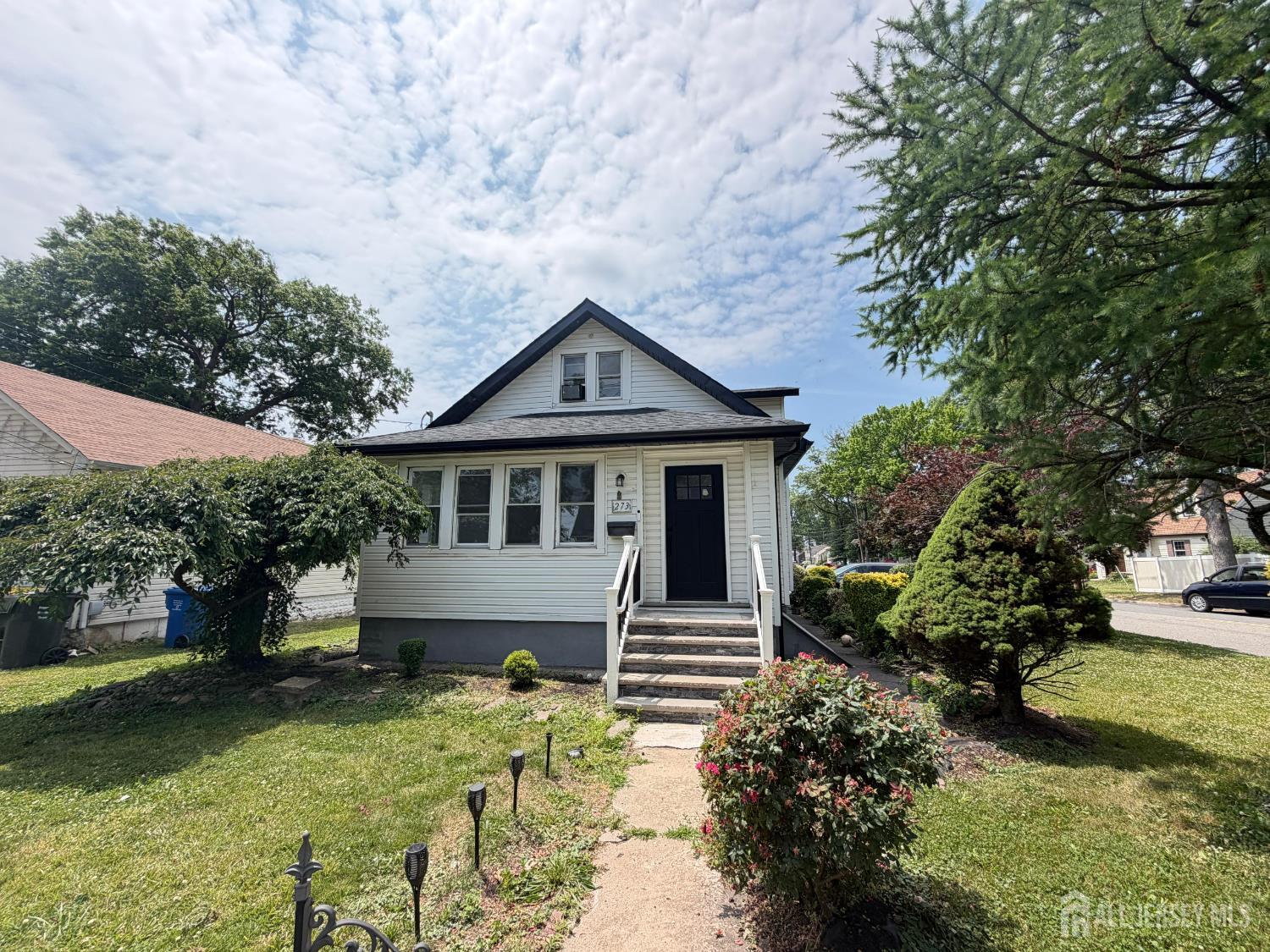 273 Avenel Street Image 2