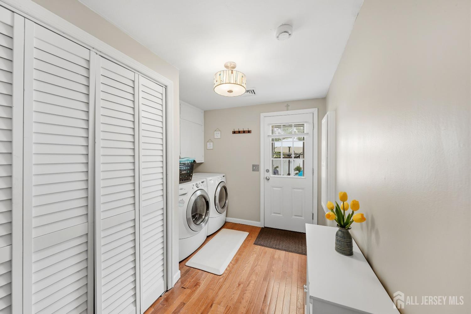 284 Shoreland Circle, Old Bridge, NJ, 08879 image 9