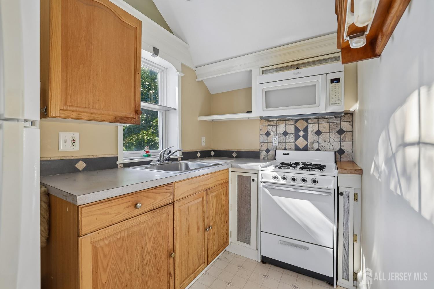 406 Glenmary Avenue, Middletown, NJ, 07737 image 18