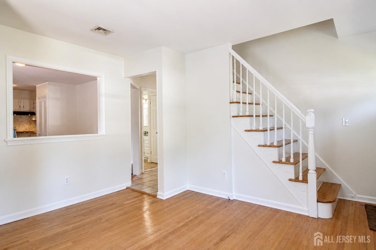 17 Sherman Avenue Image 3