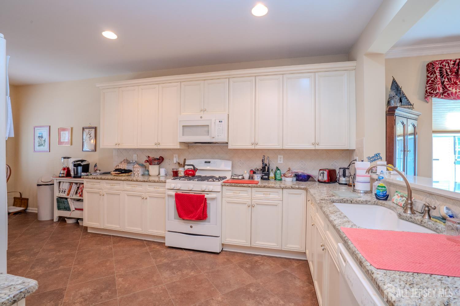 3 Hight Boulevard, Hightstown, NJ, 08520 image 18