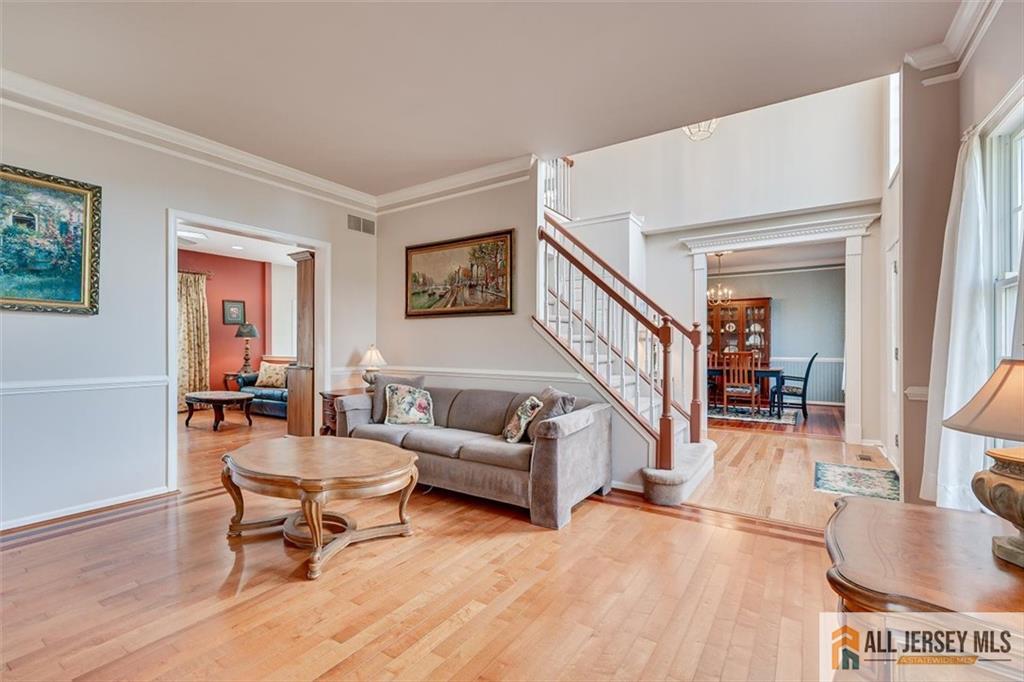 4 Dickinson Road Image 3
