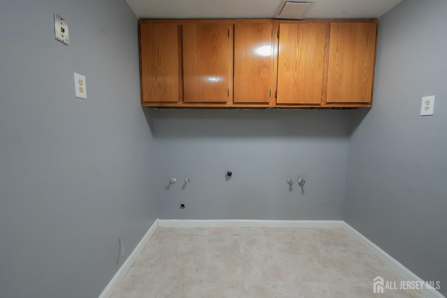 1308 Merrywood Drive, Edison, NJ, 08817 image 56