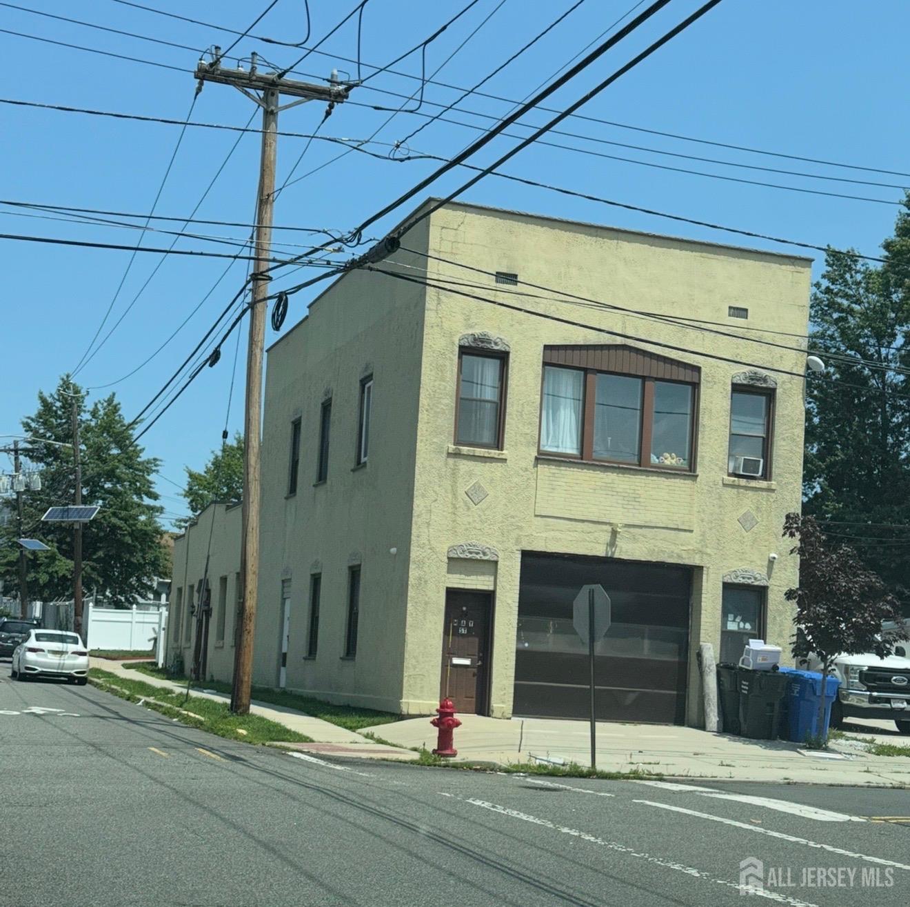 24 May Street Image 2