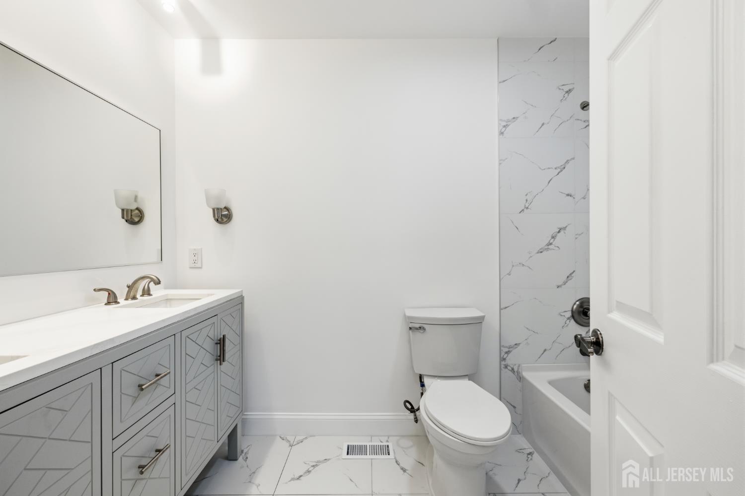 9 Melborn Drive B, Monroe, NJ, 08831 image 31