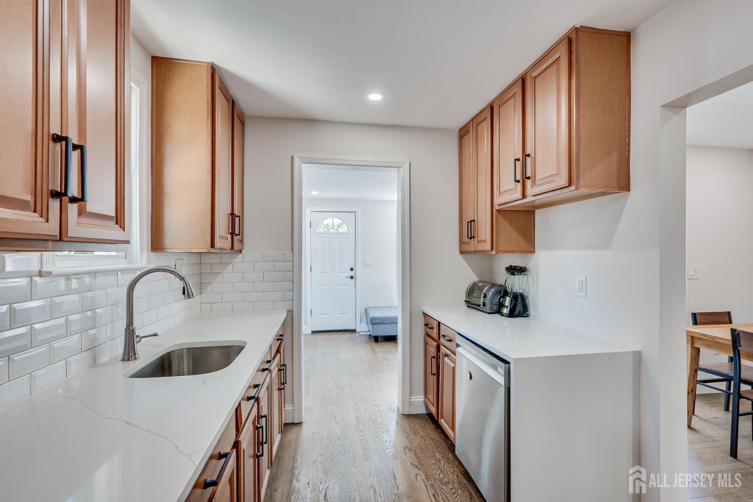 34 James Place, Metuchen, NJ, 08840 image 13