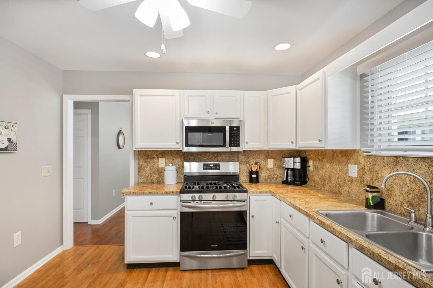 212 N Pondview Boulevard, Monroe, NJ, 08831 image 13