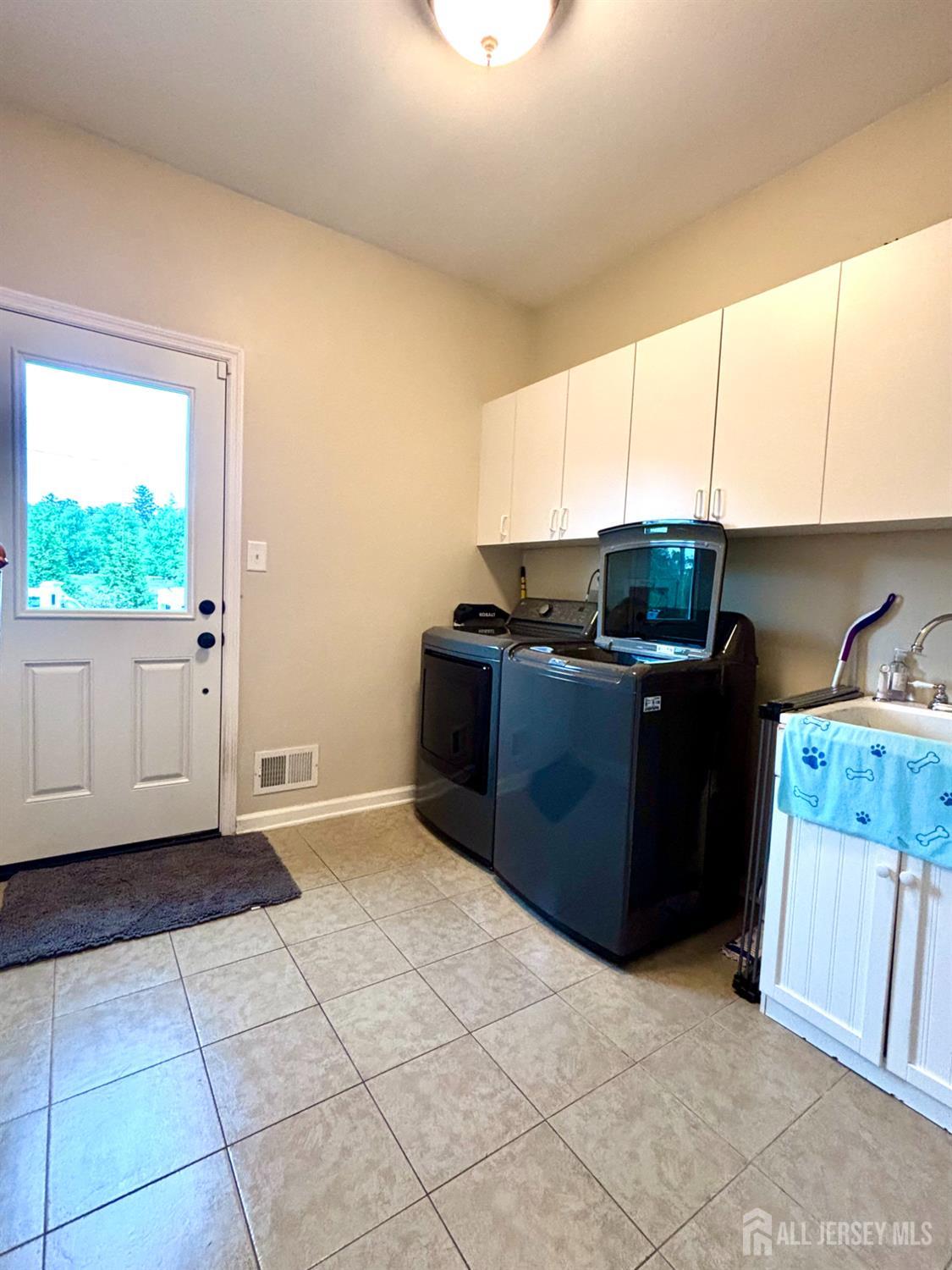 9 Pondview Drive, Tinton Falls, NJ, 07724 image 24