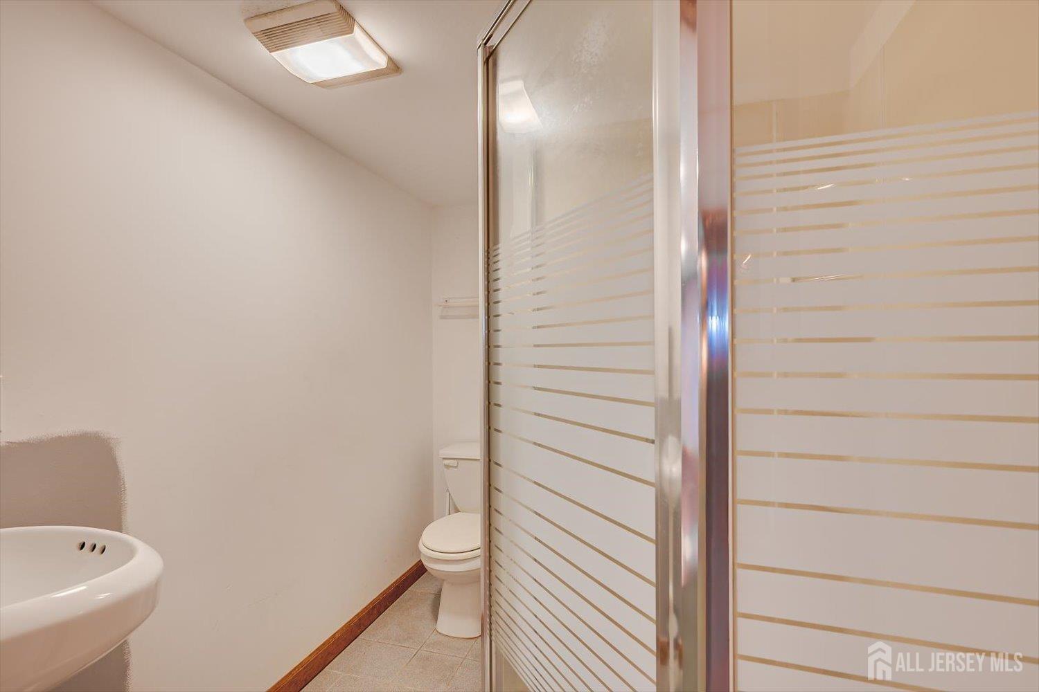 979 Wood Avenue, Edison, NJ, 08820 image 29