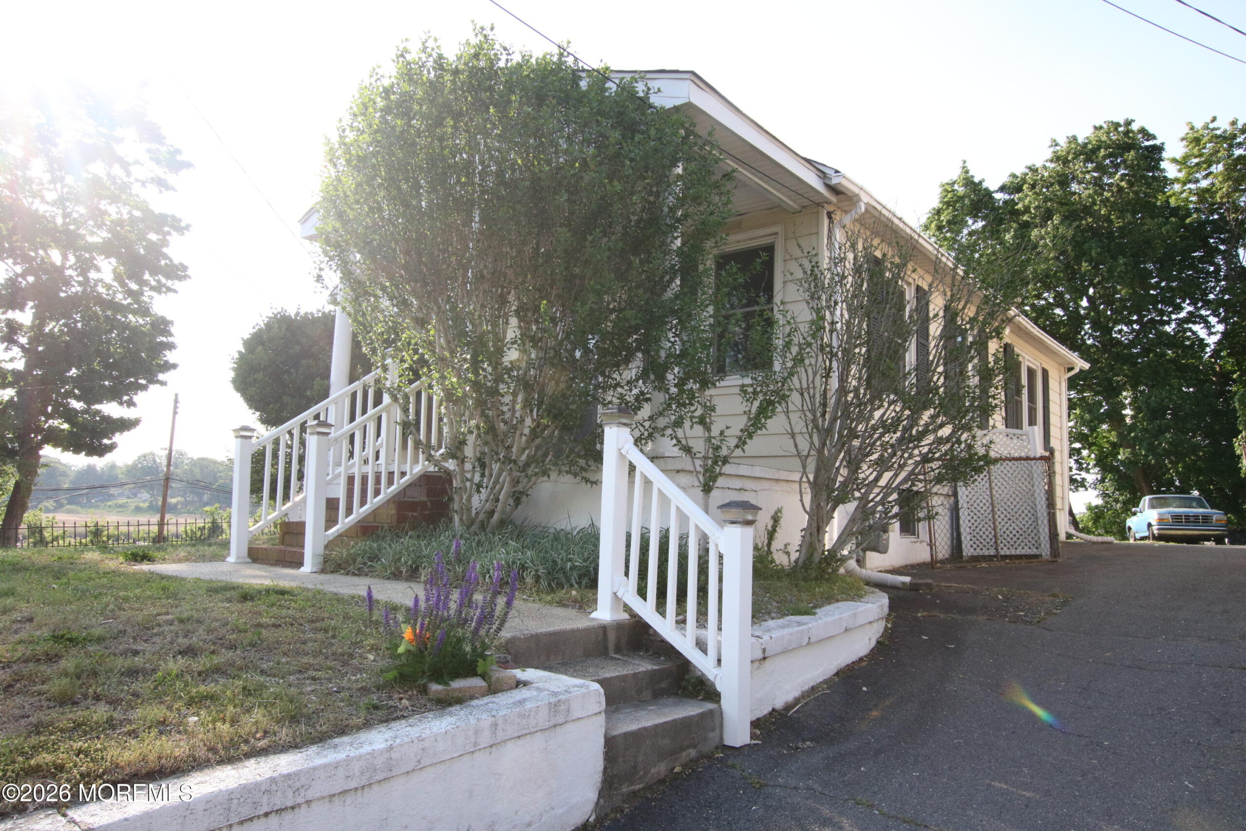 218 River Street Image 3