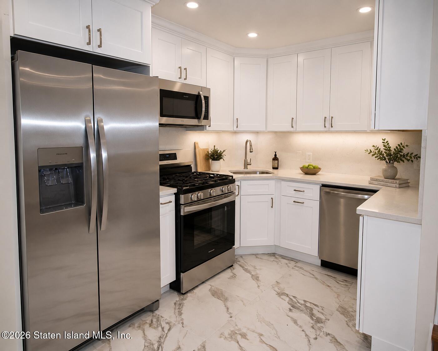 328 Timber Ridge Drive #1, Staten Island, NY, 10308 image 15