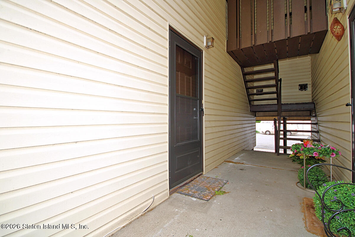 328 Timber Ridge Drive #1, Staten Island, NY, 10308 image 28