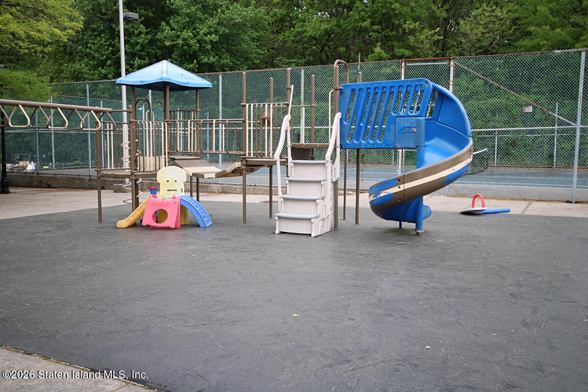 328 Timber Ridge Drive #1, Staten Island, NY, 10308 image 32