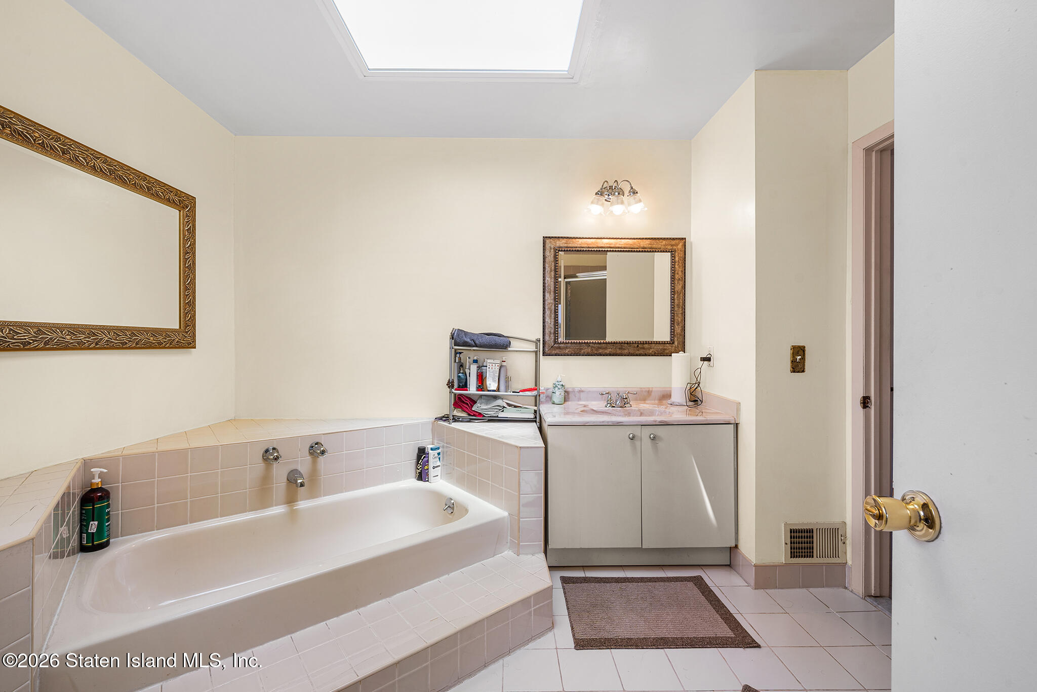 294 Wilcox Street, Staten Island, NY, 10303 image 20