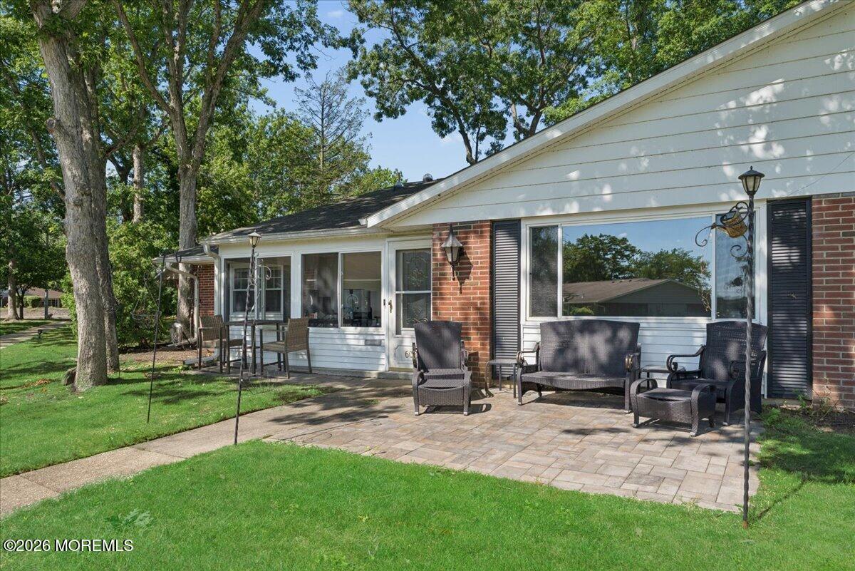 603A Lake Point Drive Image 3
